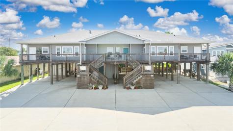 413 6th Street Port Aransas TX 78373