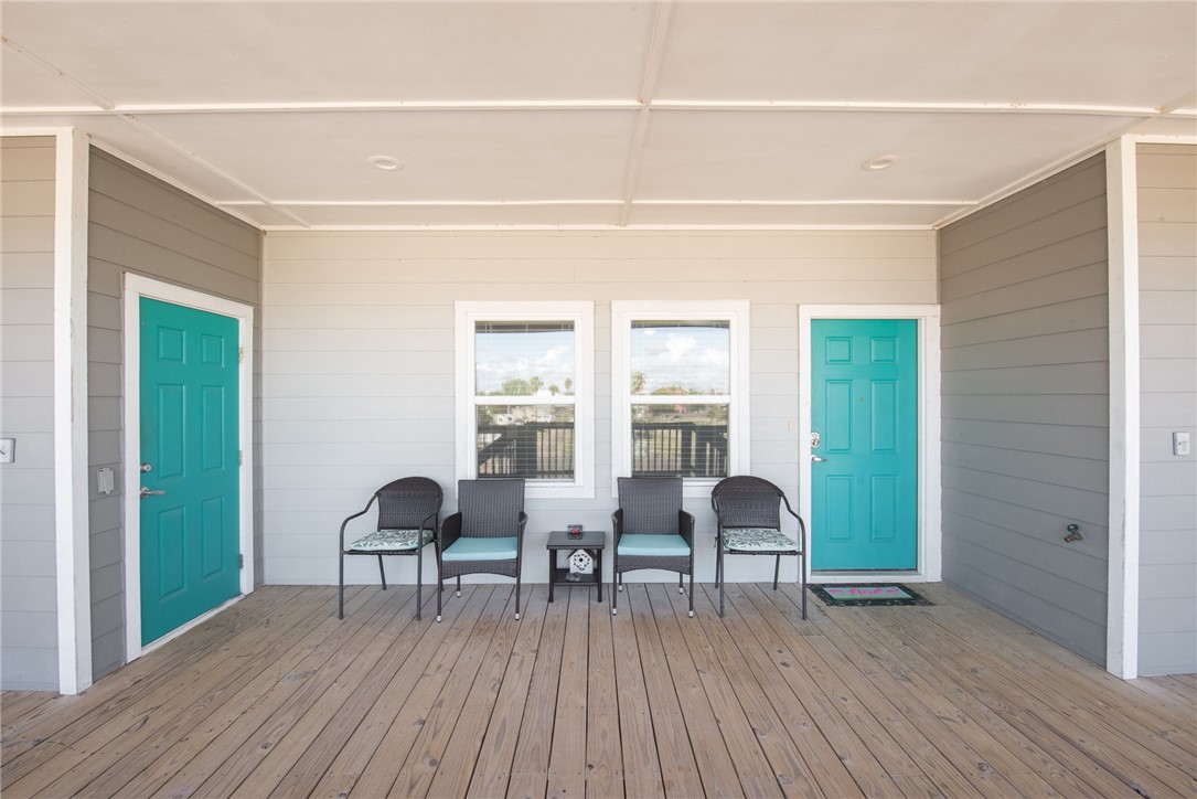 413 6th Street Port Aransas TX 78373