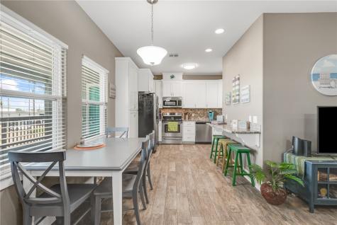 413 6th Street Port Aransas TX 78373