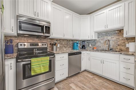 413 6th Street Port Aransas TX 78373