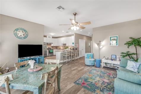 413 6th Street Port Aransas TX 78373