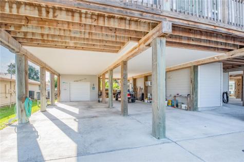 413 6th Street Port Aransas TX 78373