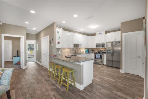 413 6th Street Port Aransas TX 78373