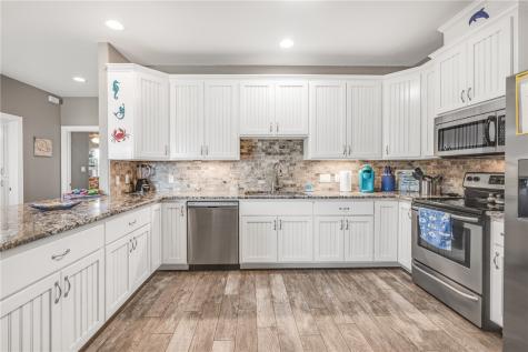 413 6th Street Port Aransas TX 78373