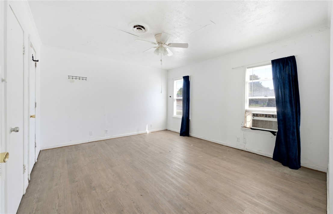 203 S 6th Street Rockport TX 78382