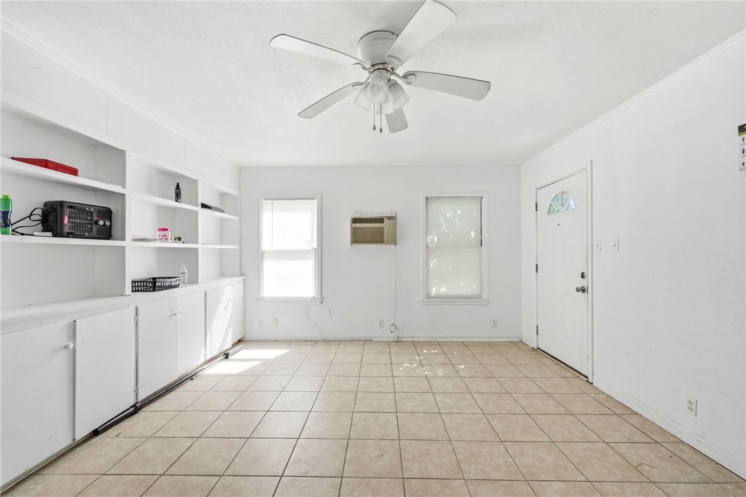 203 S 6th Street Rockport TX 78382