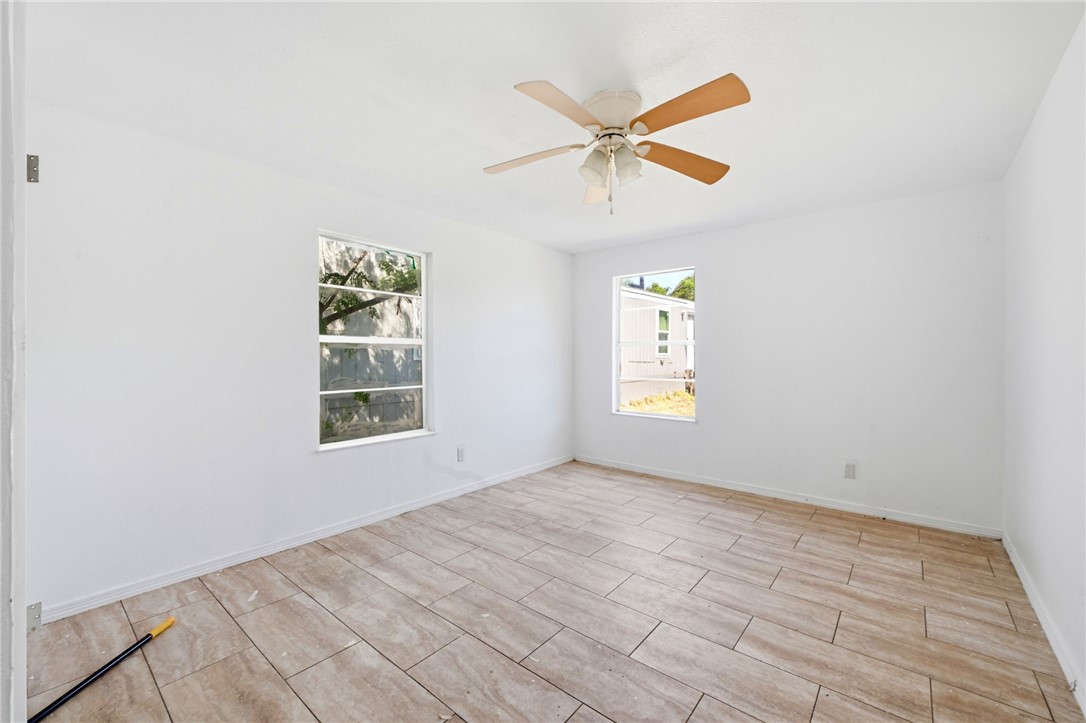 203 S 6th Street Rockport TX 78382