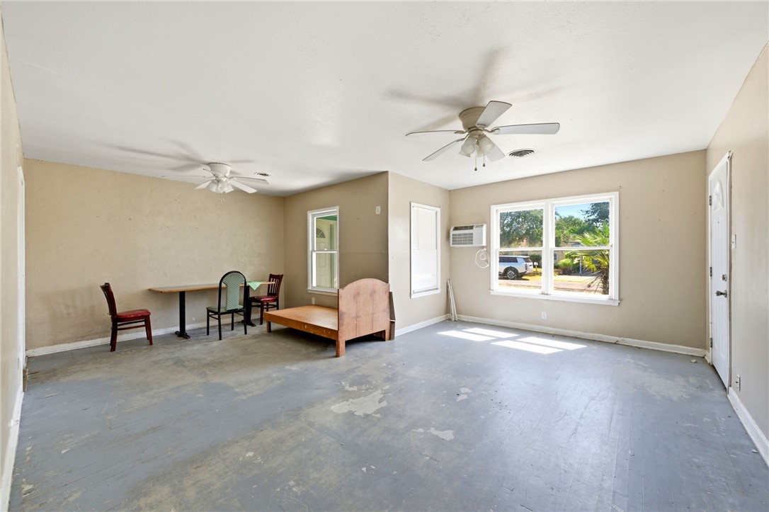 203 S 6th Street Rockport TX 78382