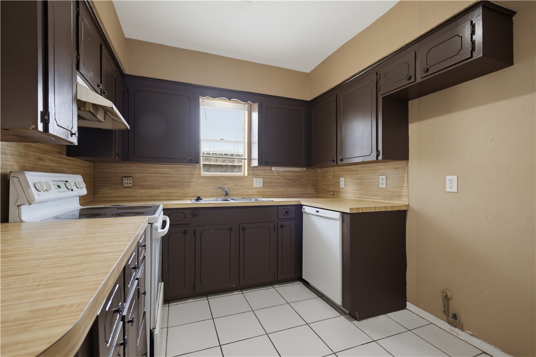 5053 Middlecoff Circle Corpus Christi TX 78413