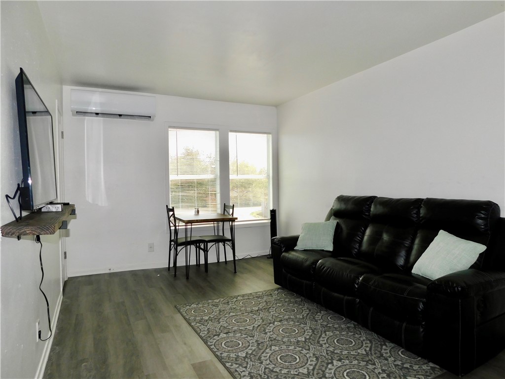 642 Robinson Street Corpus Christi TX 78404