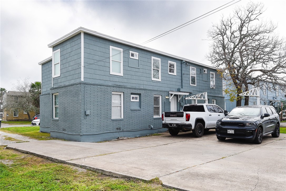 642 Robinson Street Corpus Christi TX 78404
