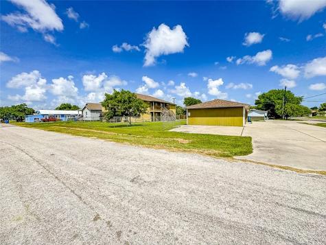 2540 Avenue C Ingleside TX 78362