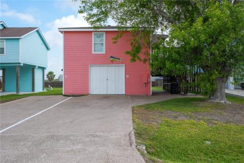 108 Port Avenue Rockport TX 78382