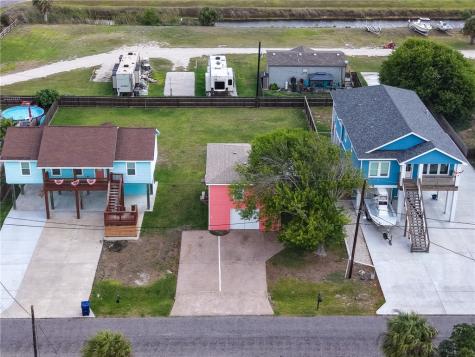 108 Port Avenue Rockport TX 78382