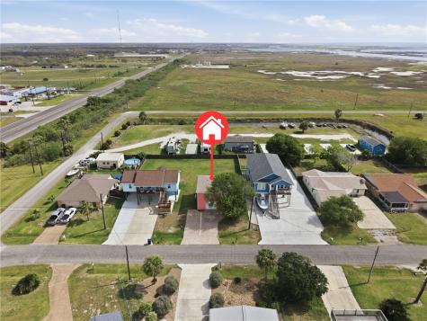 108 Port Avenue Rockport TX 78382