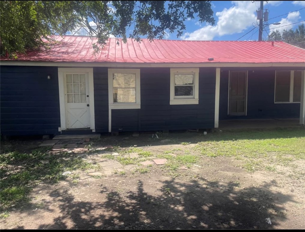 602 E 4th Street Alice TX 78332