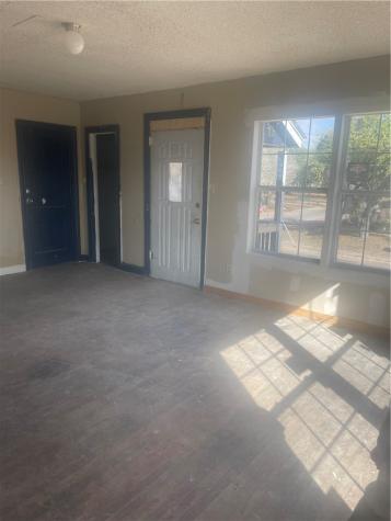 602 E 4th Street Alice TX 78332