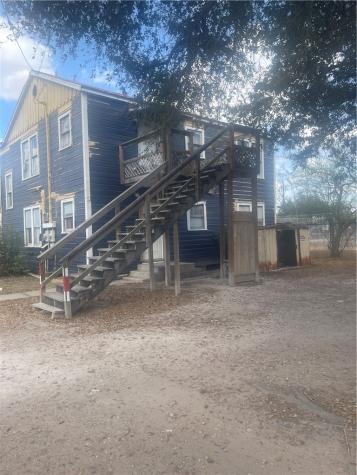 602 E 4th Street Alice TX 78332