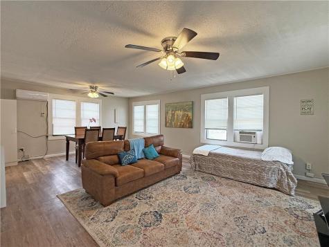 541 W Wilson Avenue Aransas Pass TX 78336