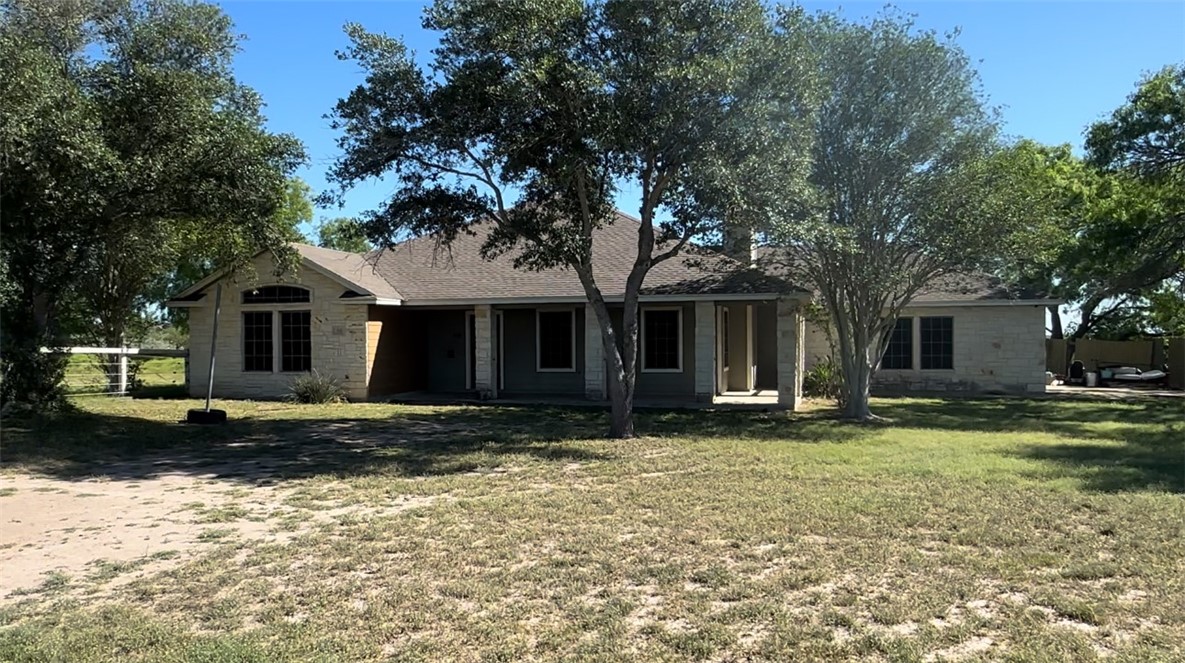 378 House Avenue Sandia TX 78383