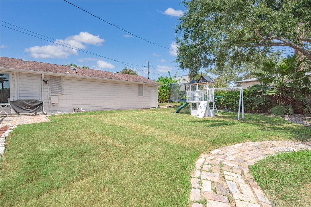 3302 Manitou Street Corpus Christi TX 78411