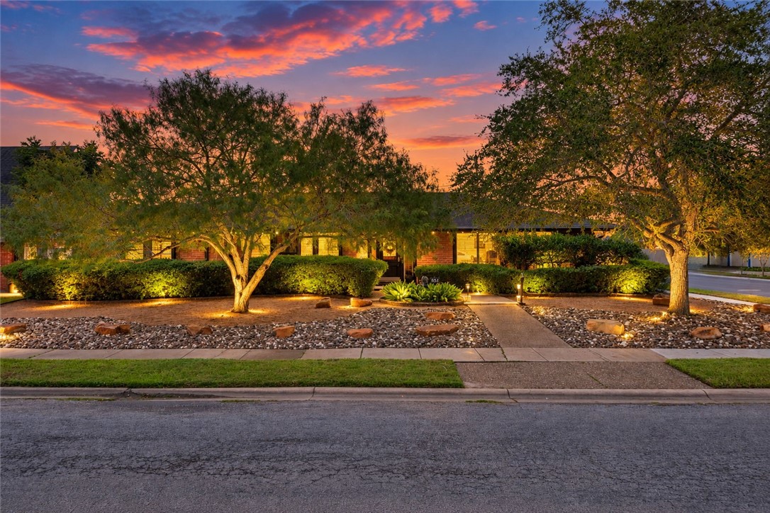 351 Troy Drive Corpus Christi TX 78412