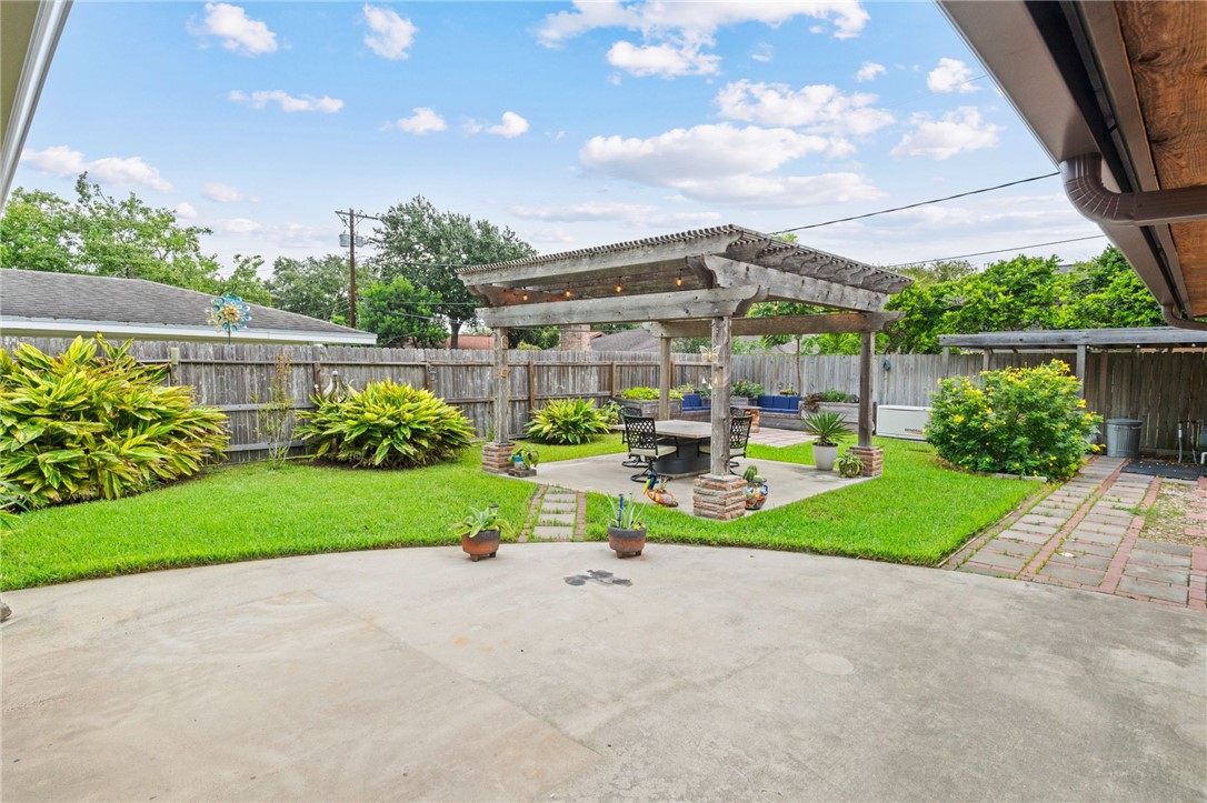 351 Troy Drive Corpus Christi TX 78412