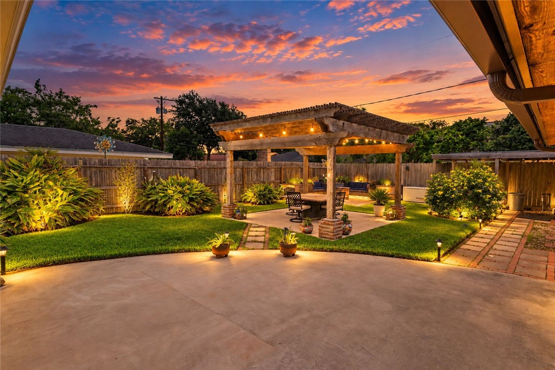 351 Troy Drive Corpus Christi TX 78412