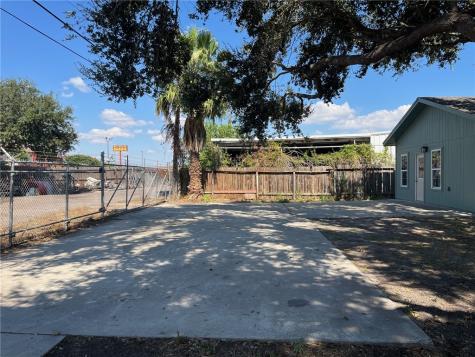 3809 Brookside Drive Corpus Christi TX 78410