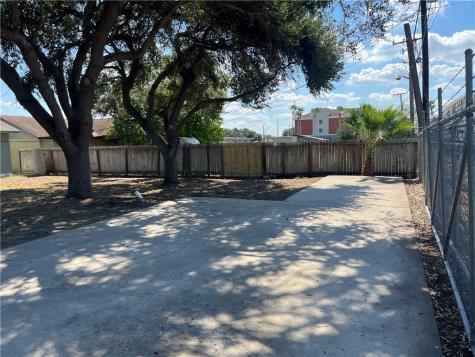 3809 Brookside Drive Corpus Christi TX 78410
