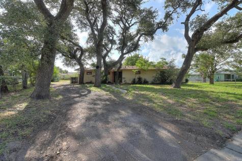 1149 S Mccampbell Street Aransas Pass TX 78336