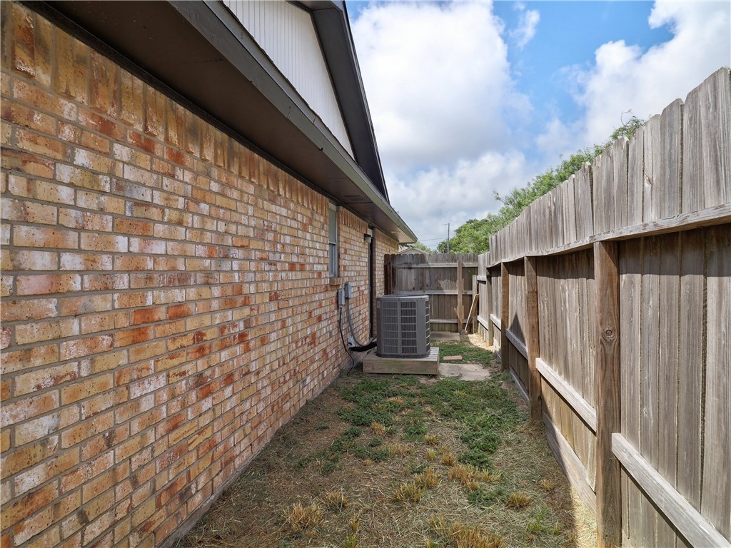 214 Portsmouth Drive Corpus Christi TX 78418