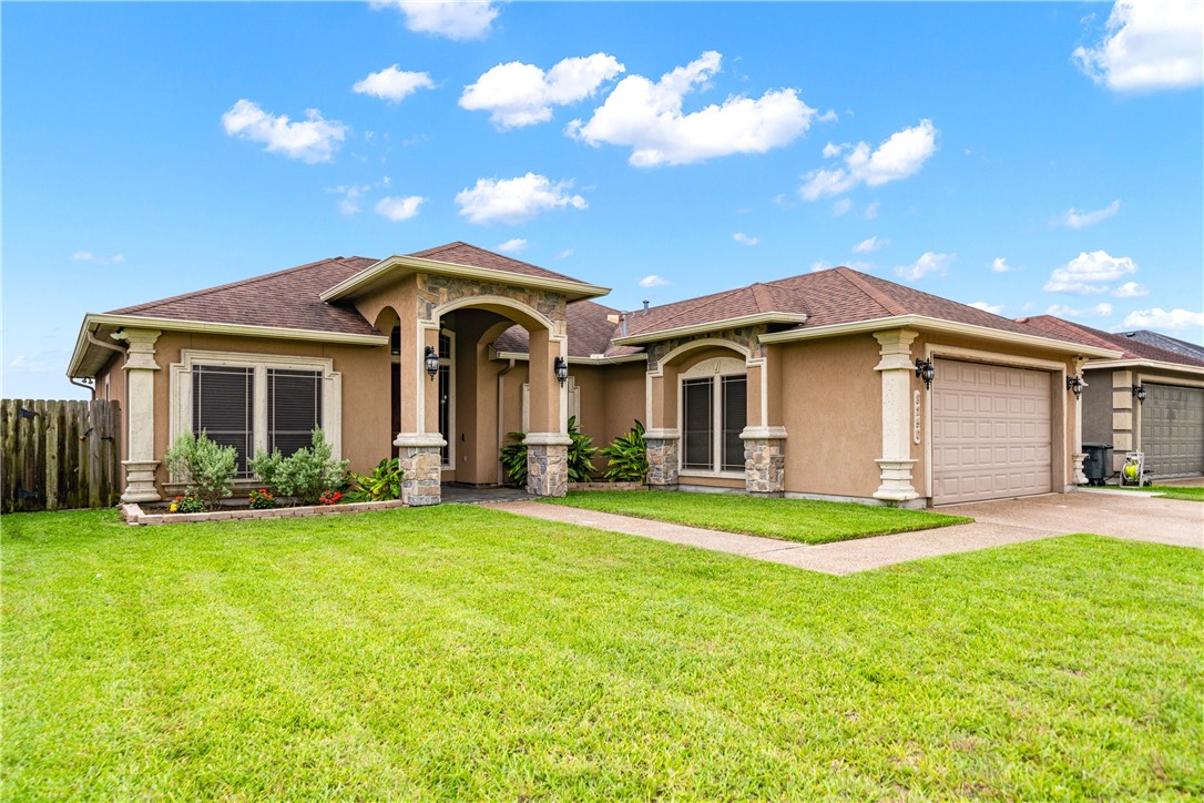 8250 Merlin Place Corpus Christi TX 78414