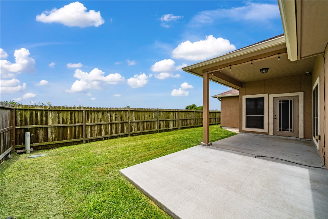 8250 Merlin Place Corpus Christi TX 78414