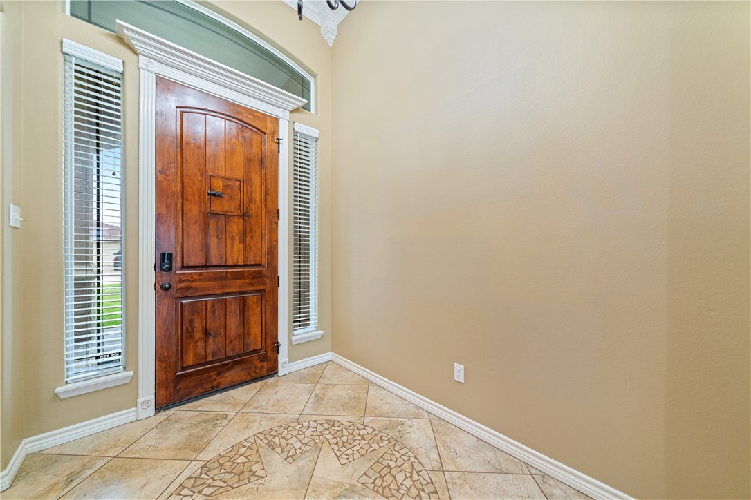 8250 Merlin Place Corpus Christi TX 78414