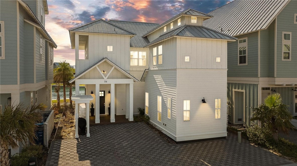 114 Barefoot Lane Port Aransas TX 78373