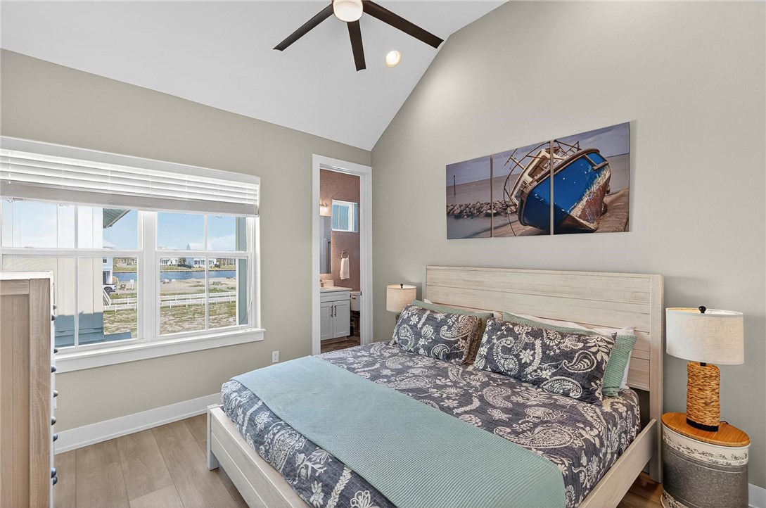 114 Barefoot Lane Port Aransas TX 78373