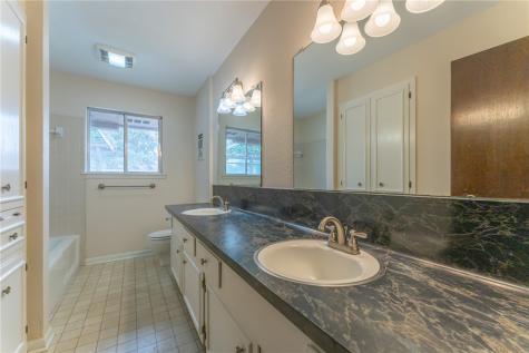 109 Granby Place Portland TX 78374