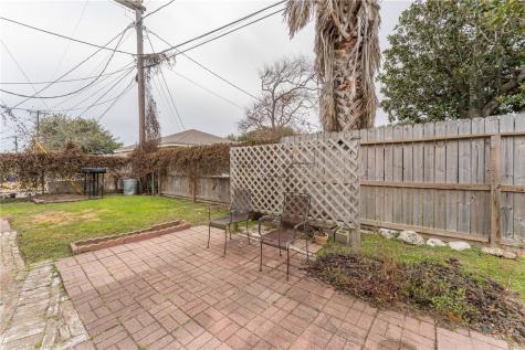 109 Granby Place Portland TX 78374