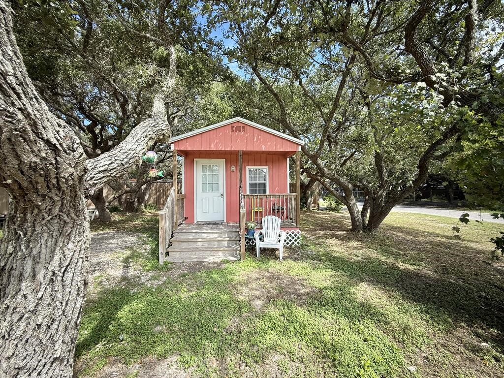 312 W 5th Street Rockport TX 78382