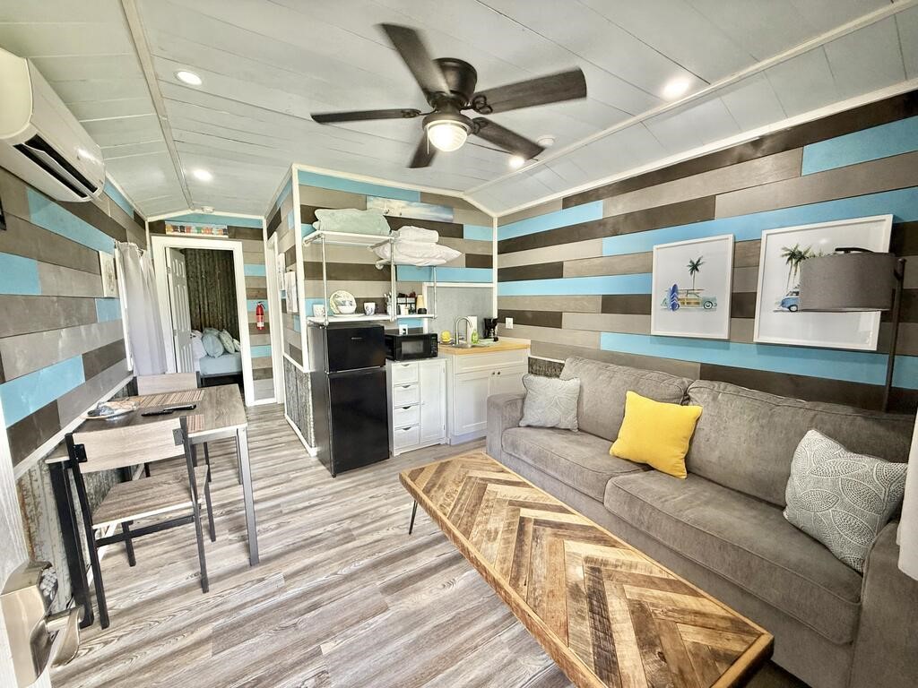 312 W 5th Street Rockport TX 78382