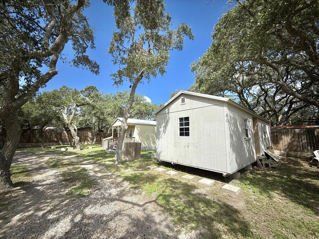 312 W 5th Street Rockport TX 78382