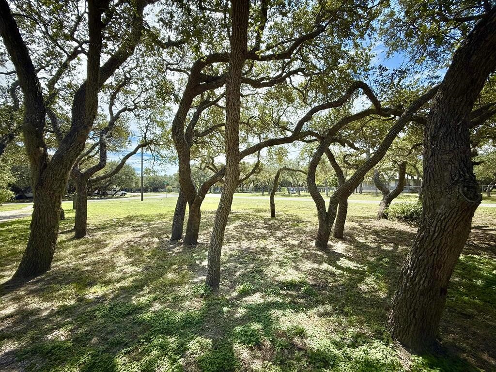 312 W 5th Street Rockport TX 78382