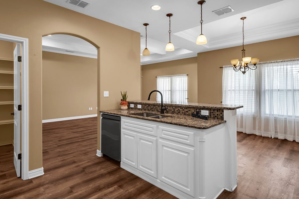 2742 Yeager Corpus Christi TX 78410