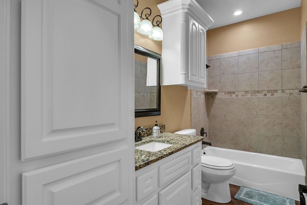 2742 Yeager Corpus Christi TX 78410
