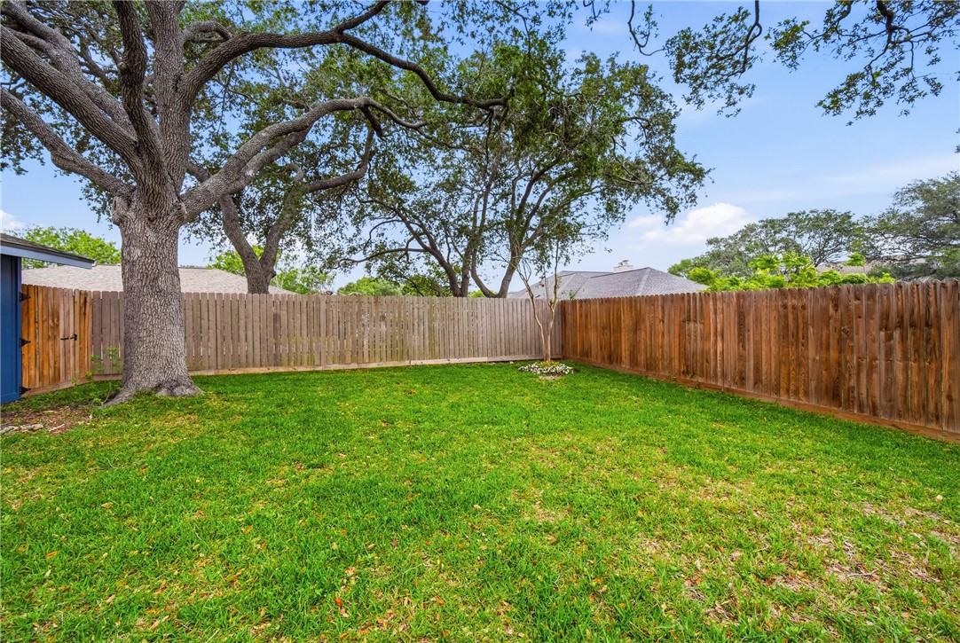 6417 Long Circle Corpus Christi TX 78413