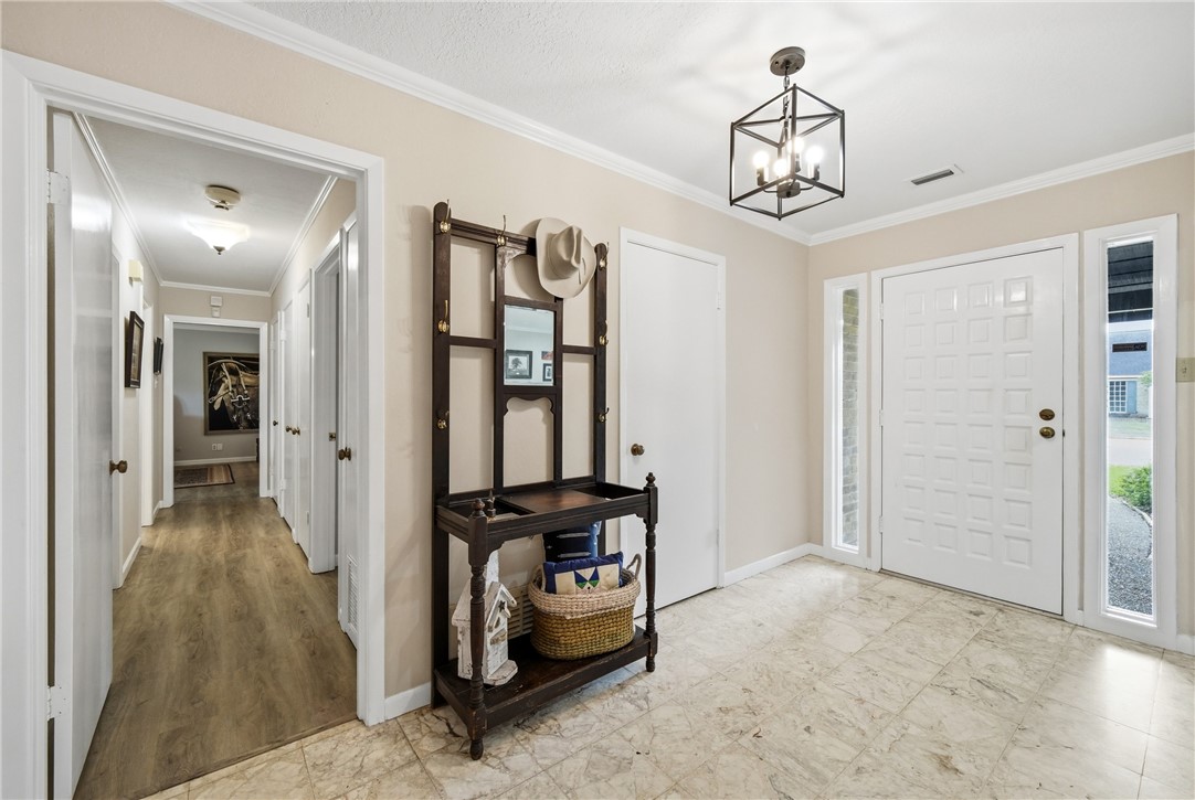 6417 Long Circle Corpus Christi TX 78413