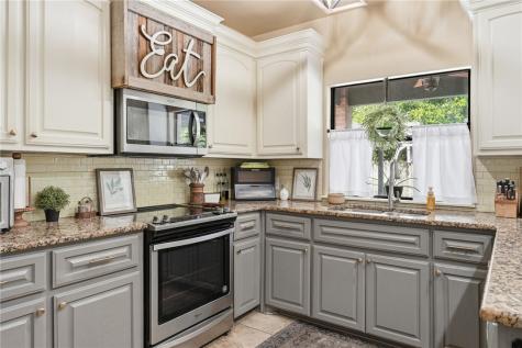 202 Augusta Drive Portland TX 78374
