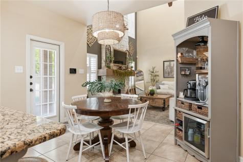 202 Augusta Drive Portland TX 78374