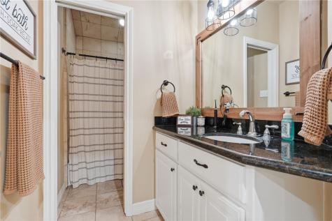 202 Augusta Drive Portland TX 78374